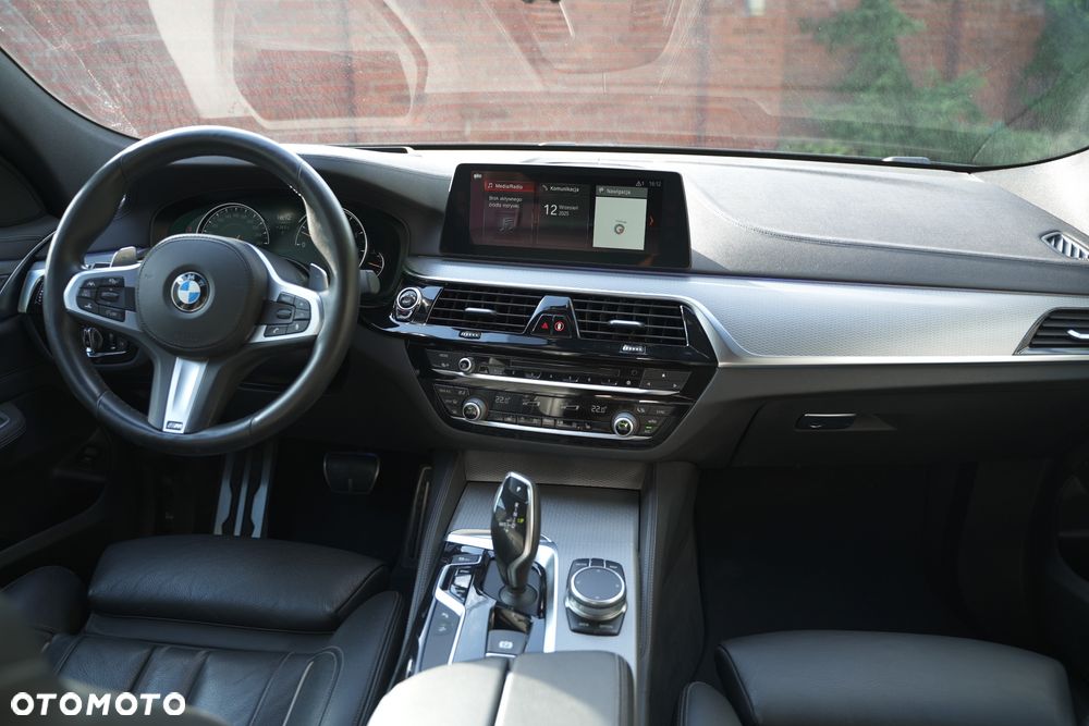 BMW 6GT 630i M Sport - 9