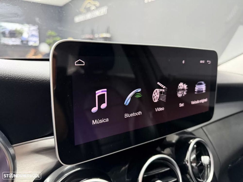 Mercedes-Benz C 350 e — fotografia 32