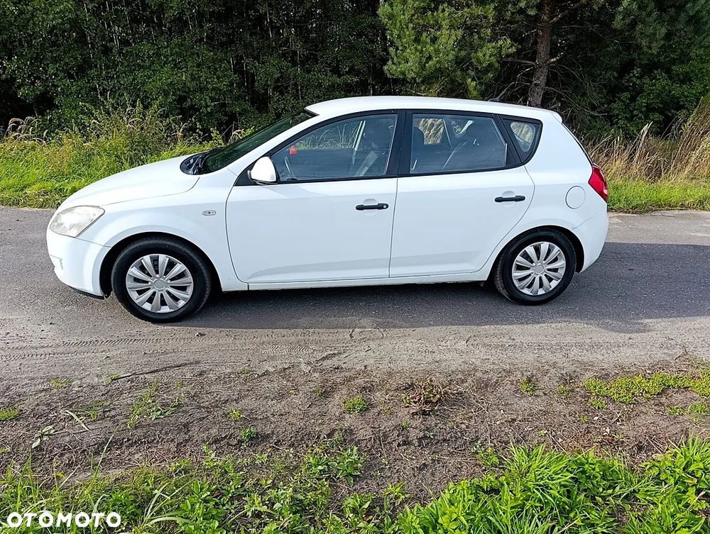 Kia Ceed 1.4 CVVT LX - 4