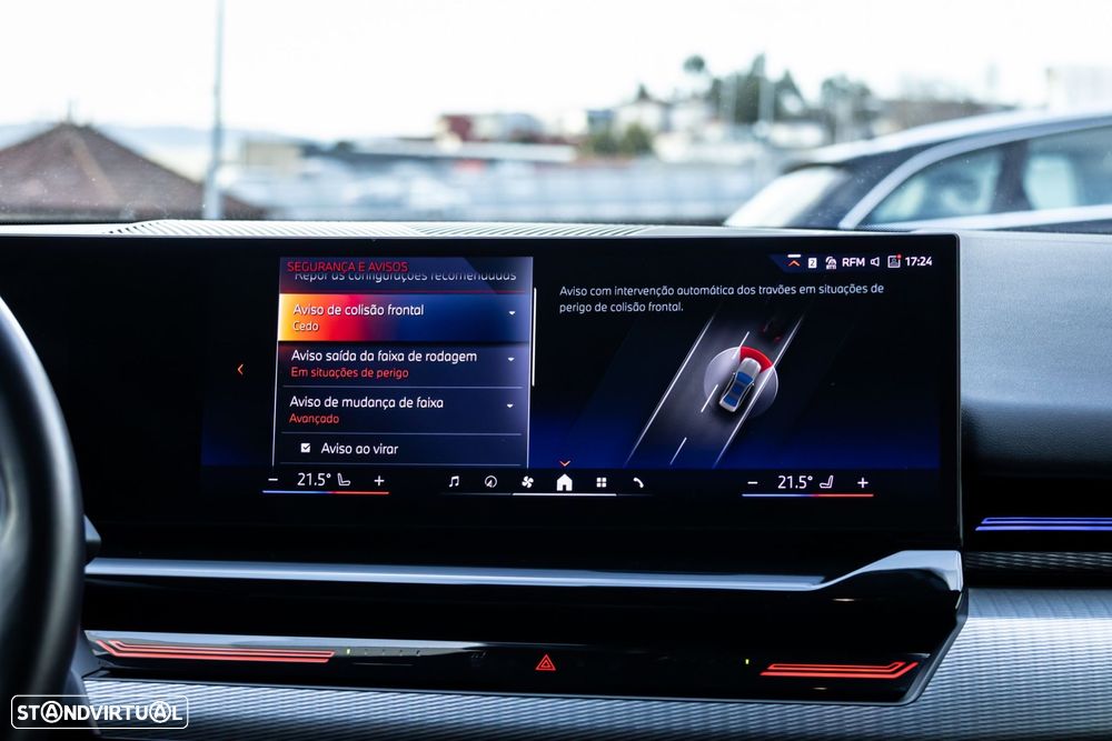 BMW 520 d Pack Desportivo M - 39