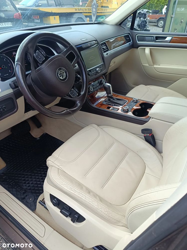 Volkswagen Touareg 3.0 V6 TDI DPF Automatik Individual - 10