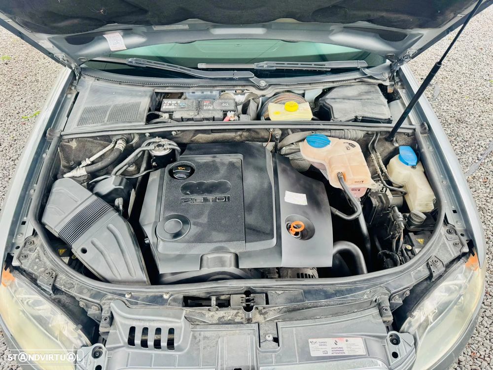 Audi A4 Avant 2.0 TDi S-line - 14