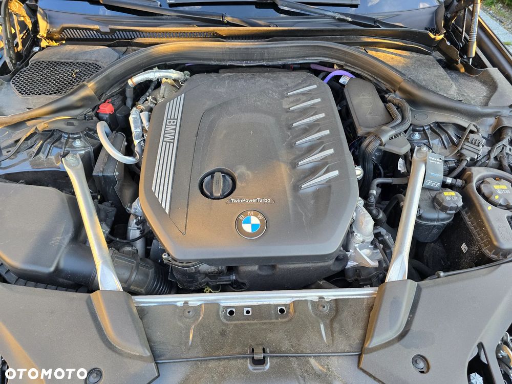 BMW Seria 5 530d xDrive - 33