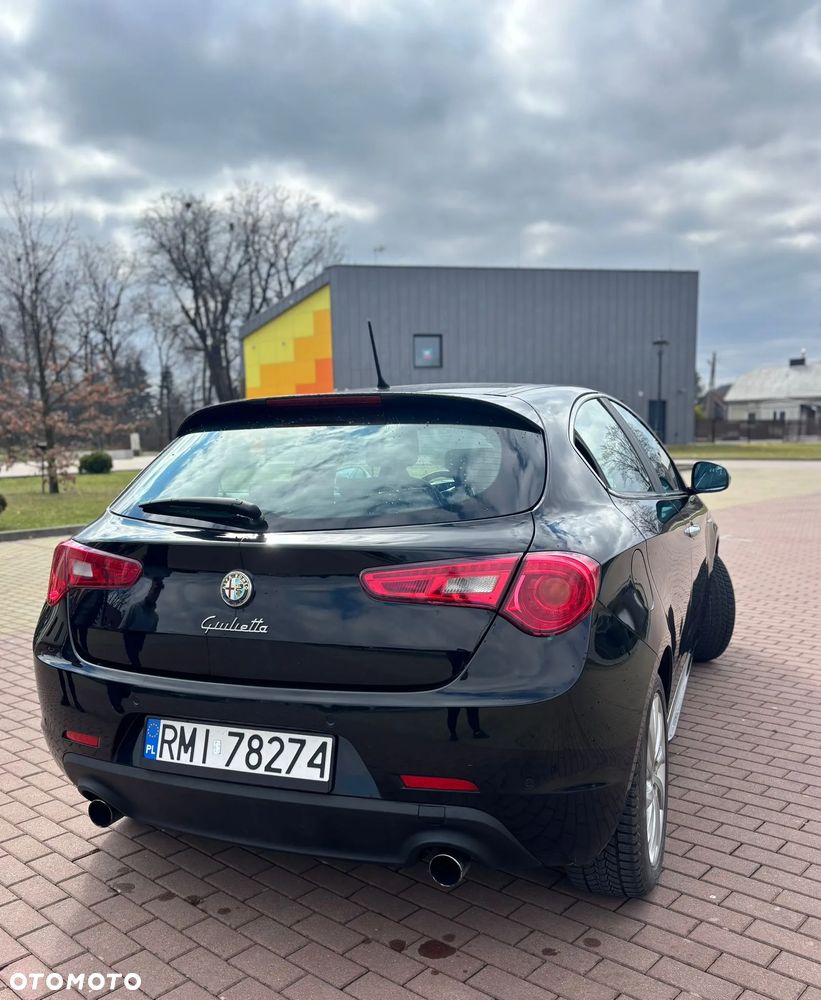 Alfa Romeo Giulietta 2.0 JTDM Distinctive - 5