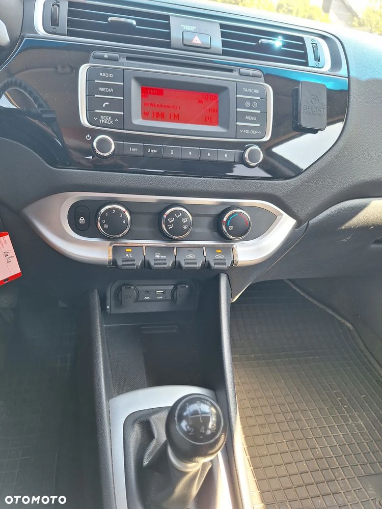 Kia Rio 1.2 Edition 7 - 25