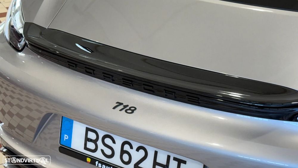 Porsche 718 Cayman PDK - 9