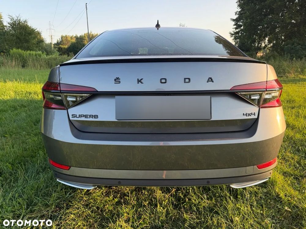 Skoda Superb 2.0 TDI SCR Sportline DSG - 13