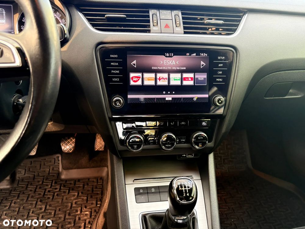 Skoda Octavia ver-1-6-tdi-scr-ambition - 8