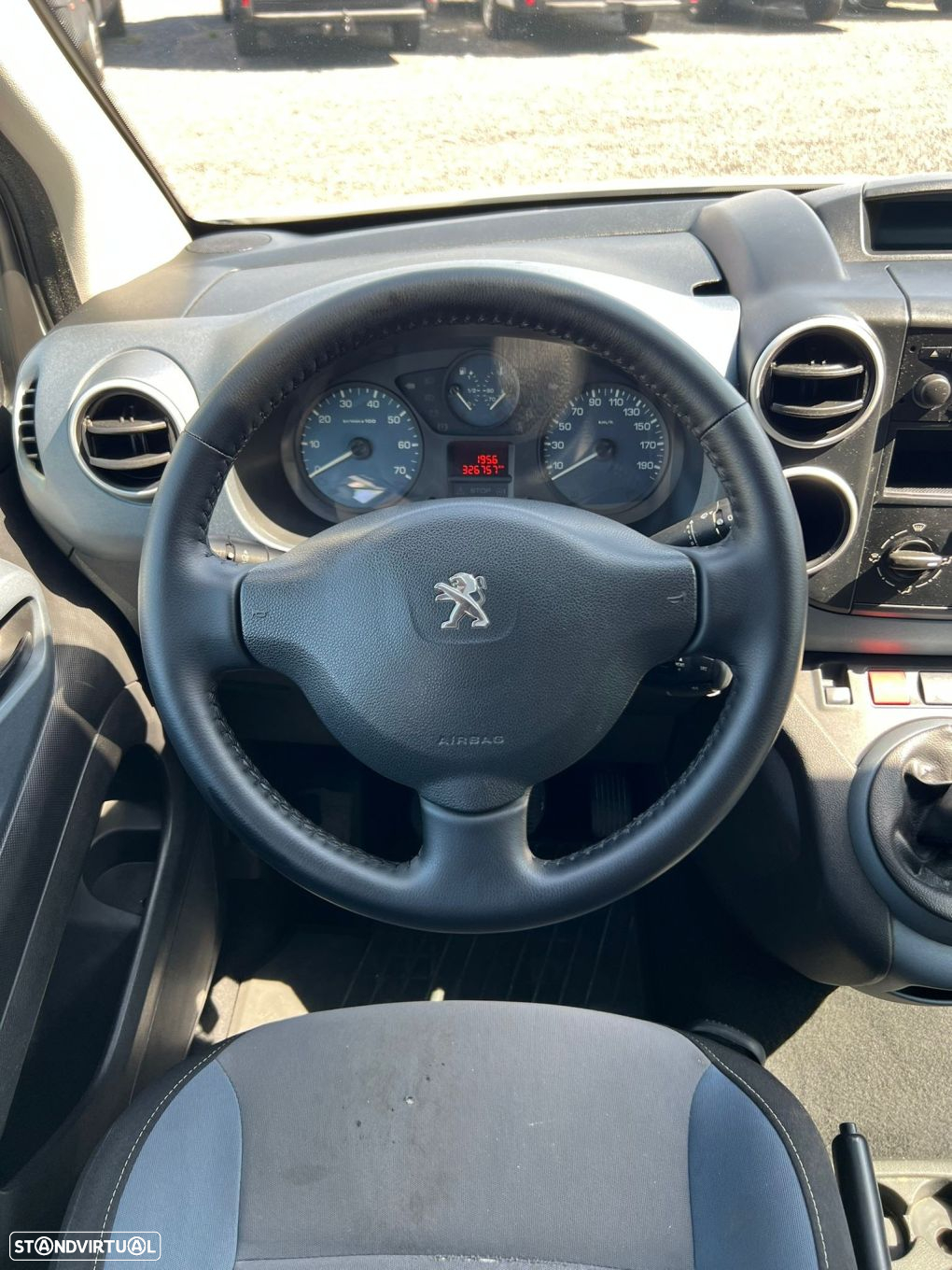 Peugeot Partner 1.6 e-HDi Family - 18