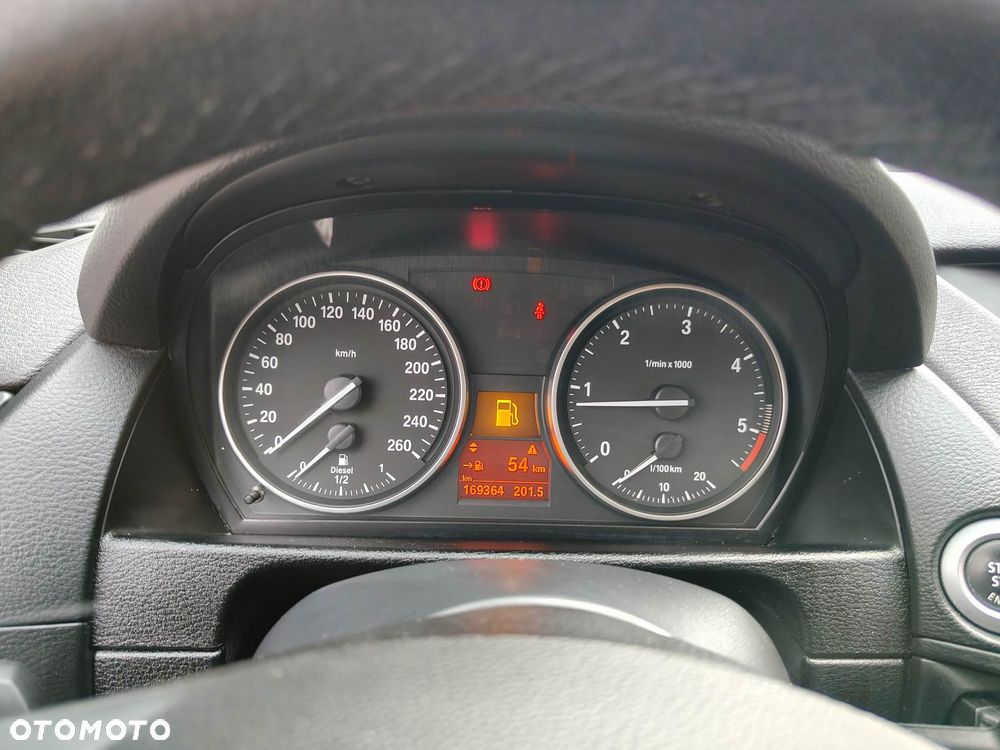 BMW X1 sDrive16d xLine - 31