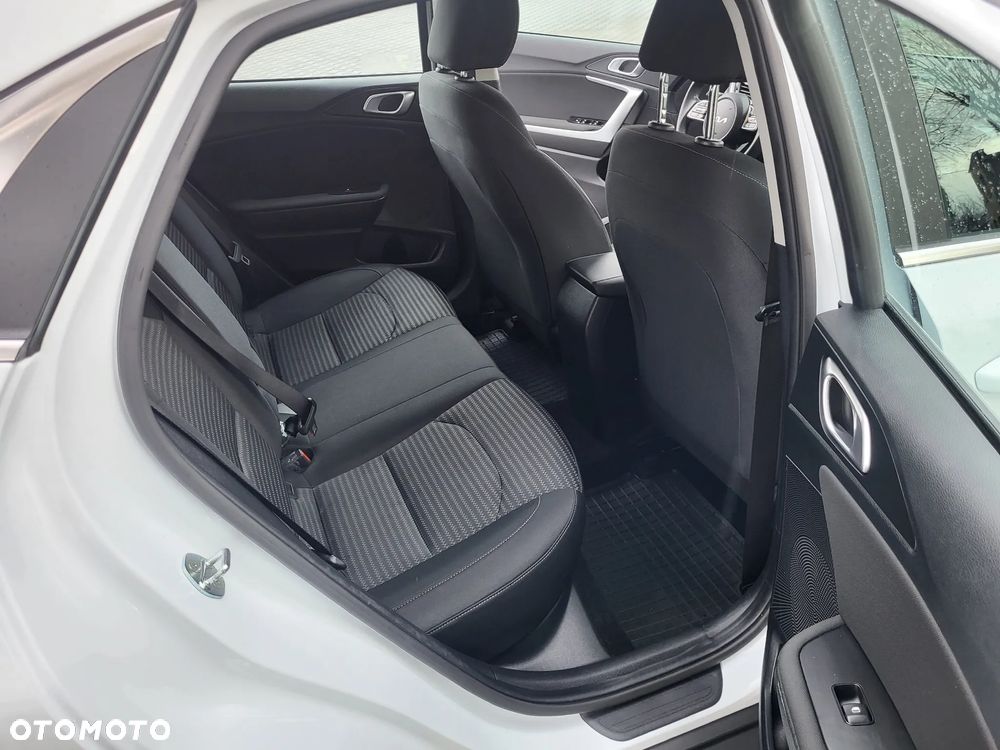 Kia XCeed 1.0 T-GDI M - 13