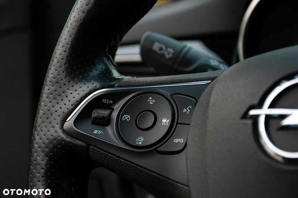 Opel Astra 1.6 Turbo Start/Stop Automatik Ultimate - 27