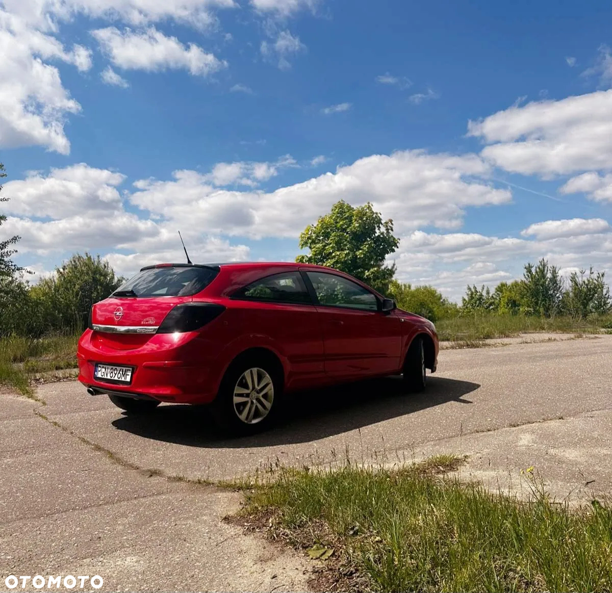 Opel Astra GTC 1.6 Turbo Edition - 18