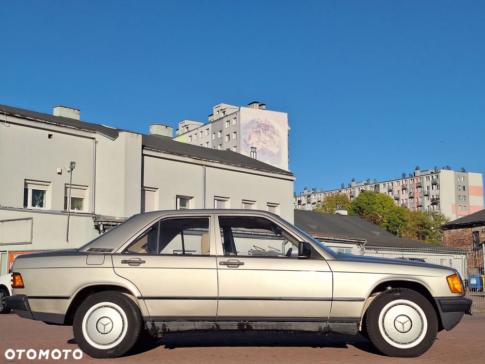 Mercedes-Benz W201
