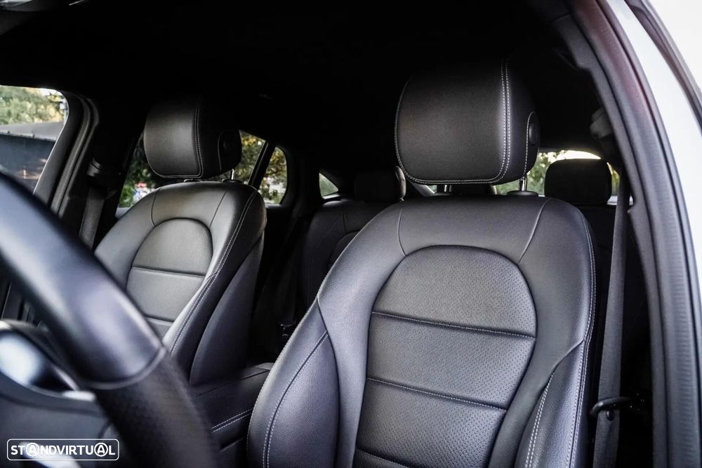 Mercedes-Benz GLC 300 de Coupe 4Matic 9G-TRONIC AMG Line - 57