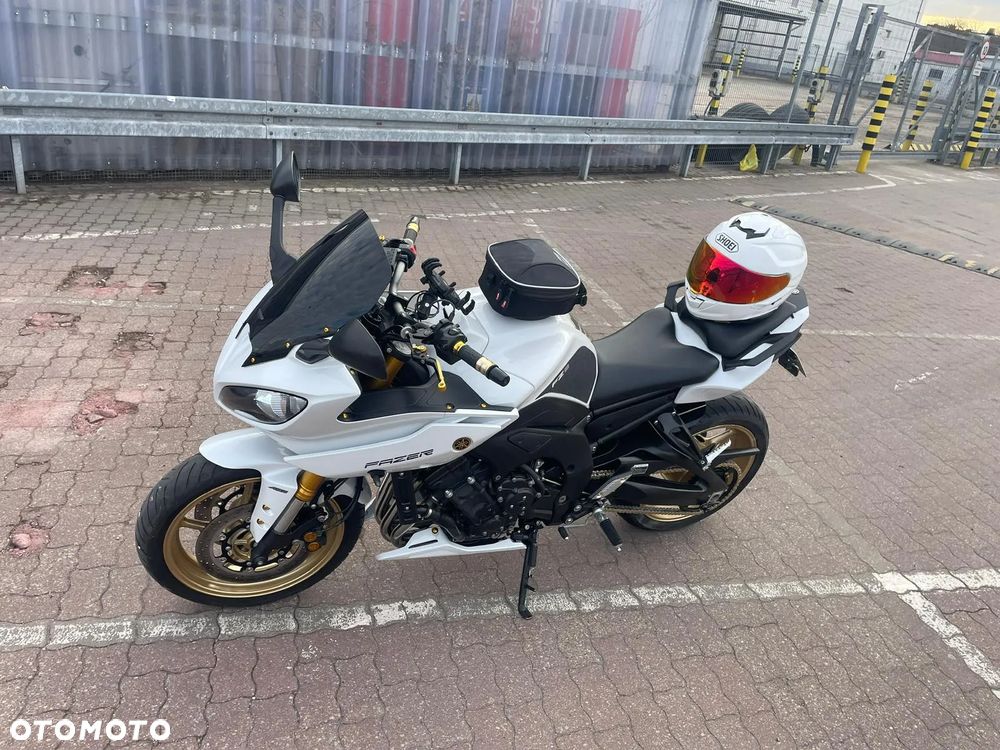 Yamaha FZ8 - 2