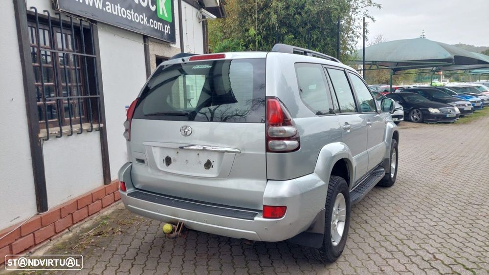 Toyota Land Cruiser 3.0 D-4D - 3