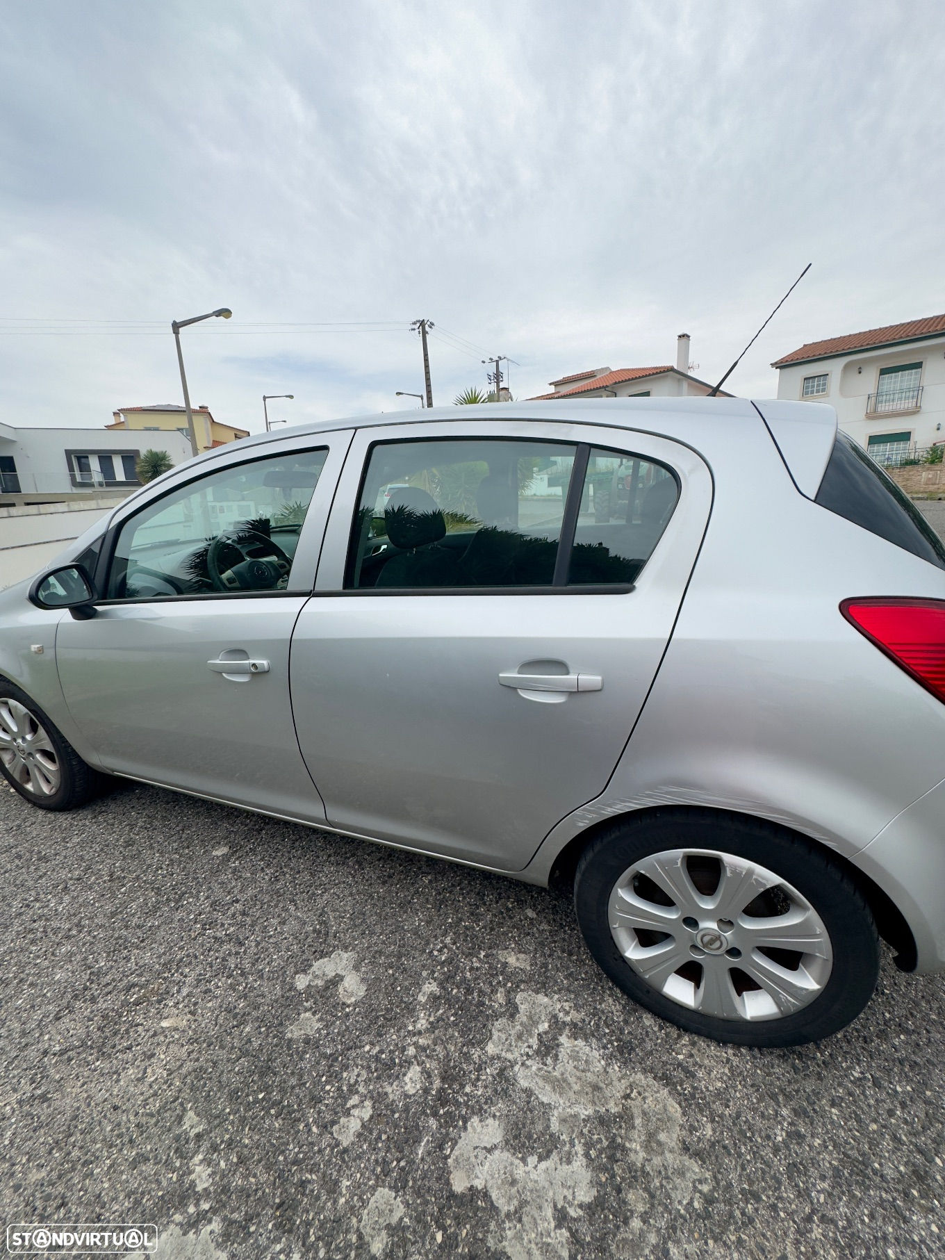 Opel Corsa 1.3 CDTi Enjoy EcoFLEX - 5