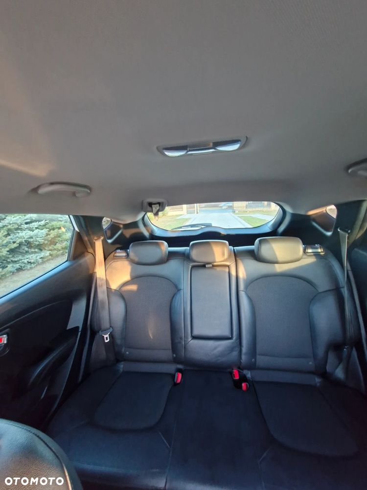 Hyundai ix35 - 14
