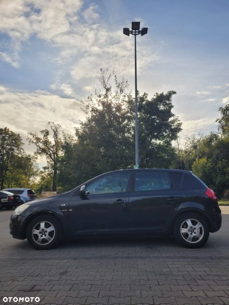 Kia Ceed Cee'd 1.4 Comfort - 5