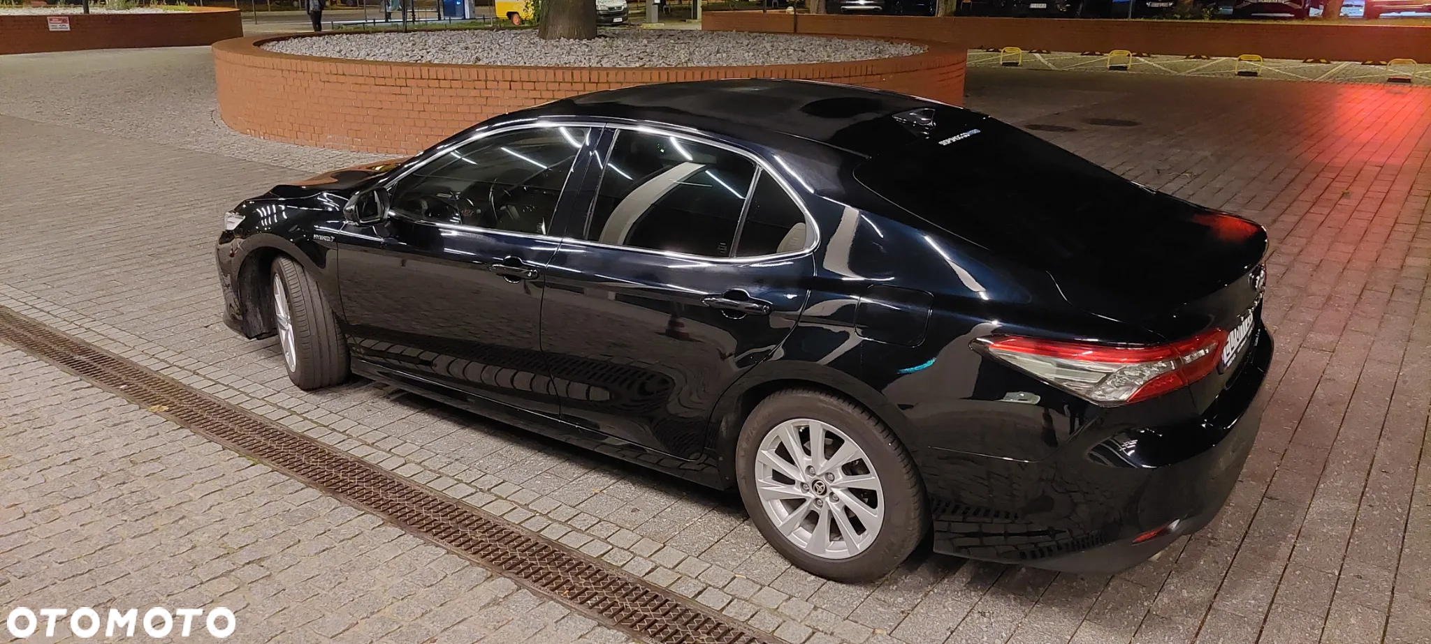 Toyota Camry - 8