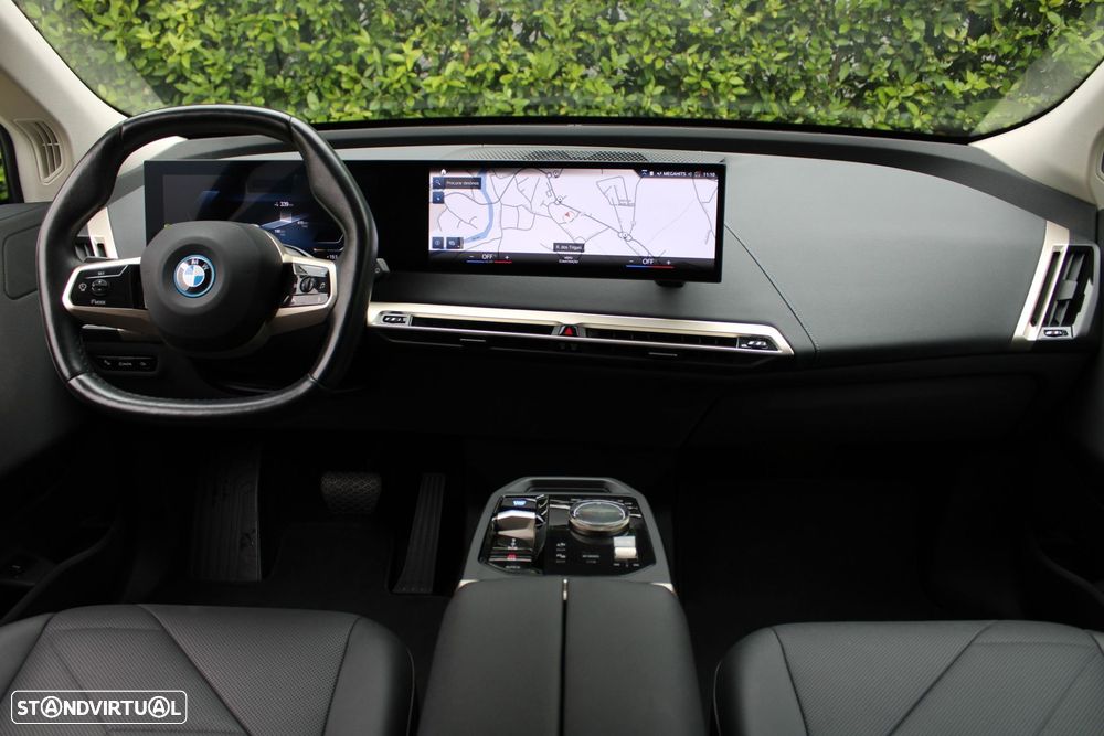 BMW iX xDrive 40 - 3
