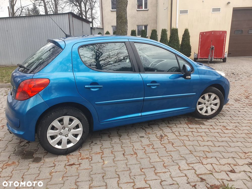 Peugeot 207 HDi FAP 90 (Blue Lion) Tendance - 29