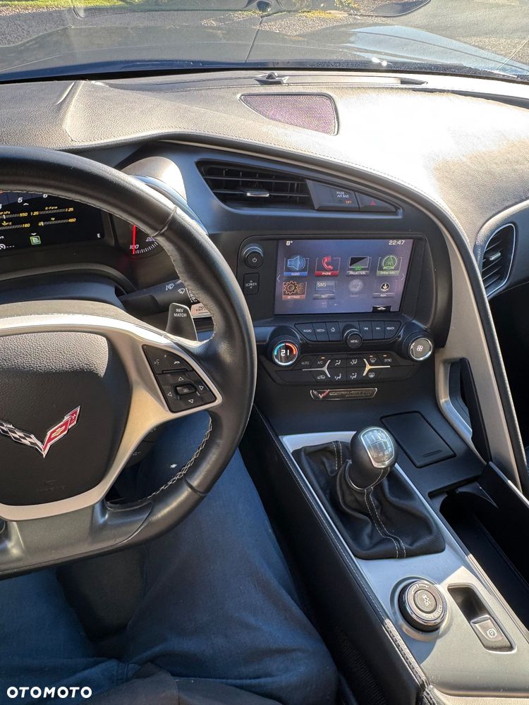 Chevrolet Corvette - 19