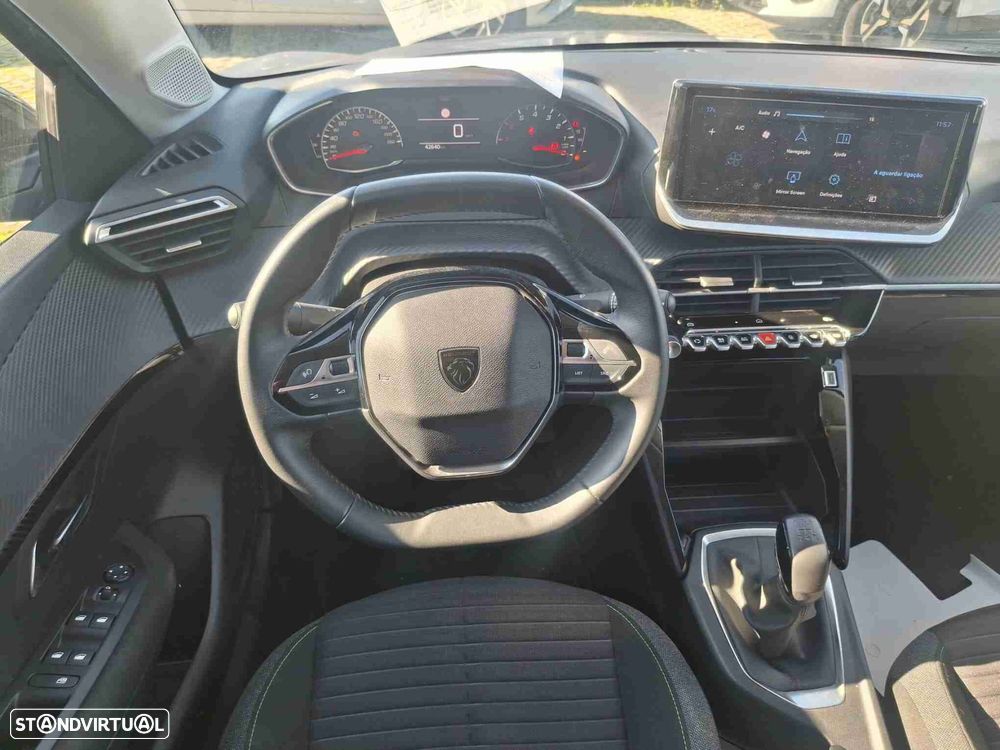 Peugeot 208 1.2 PureTech Active - 8