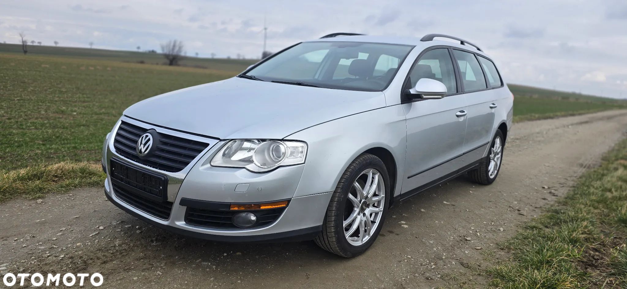 Volkswagen Passat 2.0 Blue TDI SCR Highline - 1