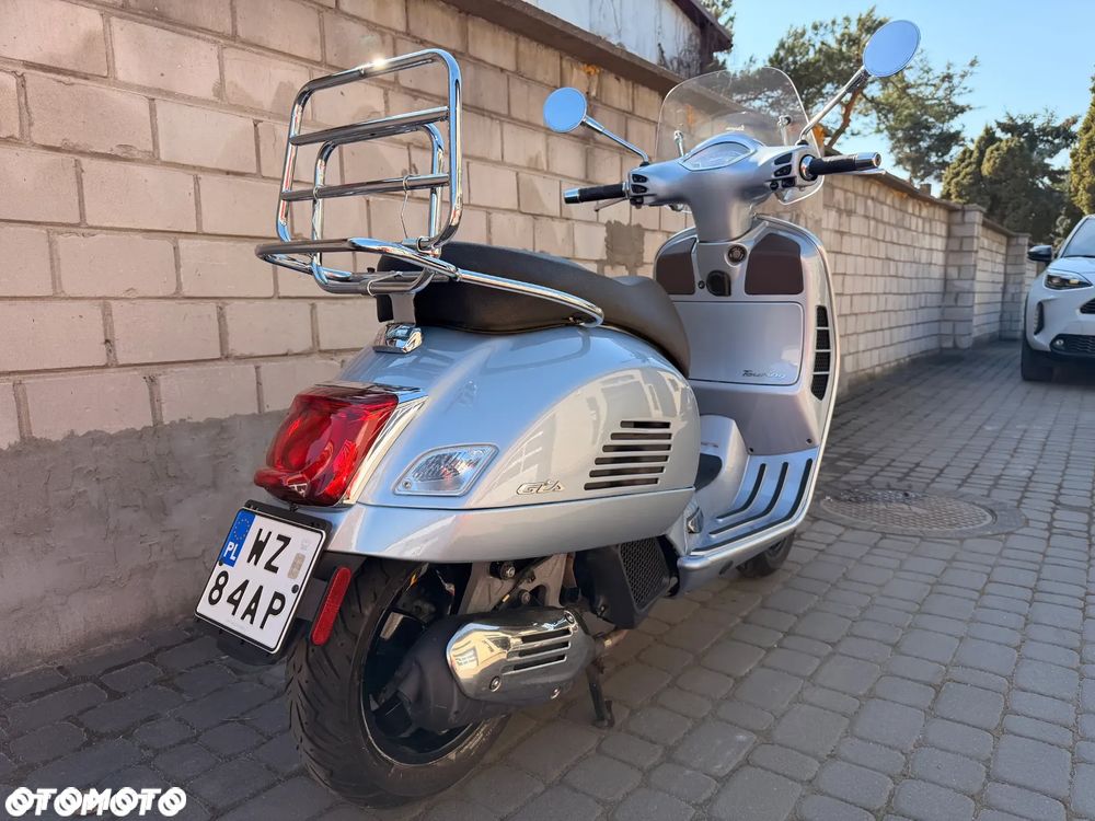 Vespa GTS - 4