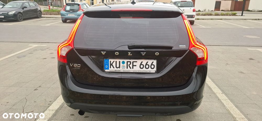 Volvo V60 D4 Edition - 10