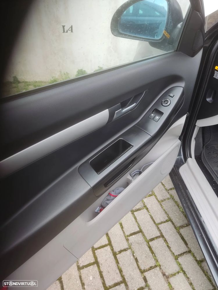 Kia Ceed S Coupé 1.6 CRDi EX - 4