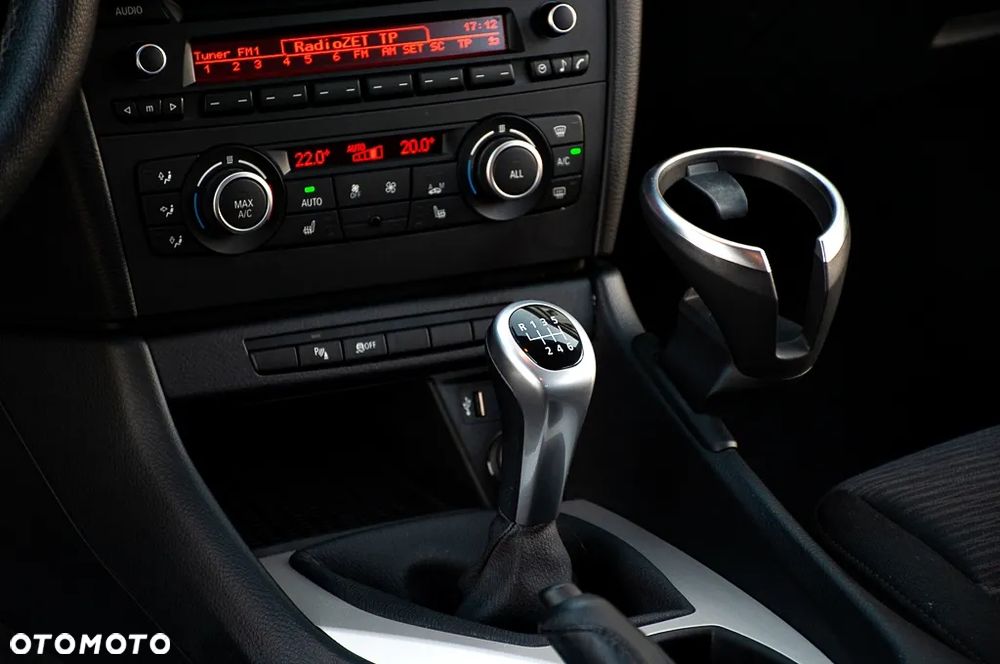 BMW X1 sDrive18i - 34