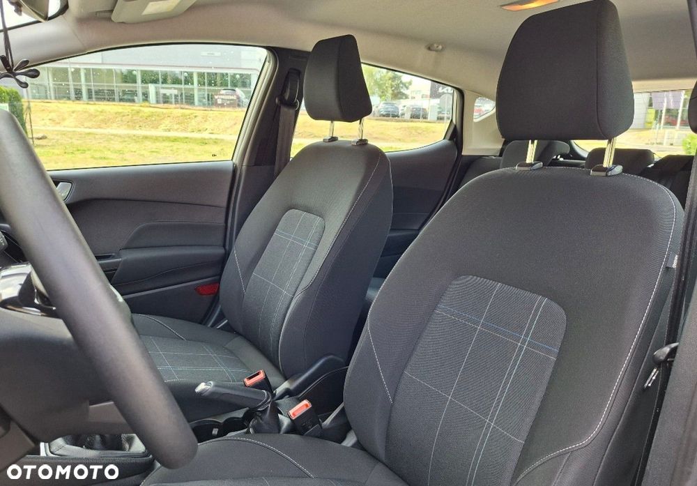 Ford Fiesta - 21