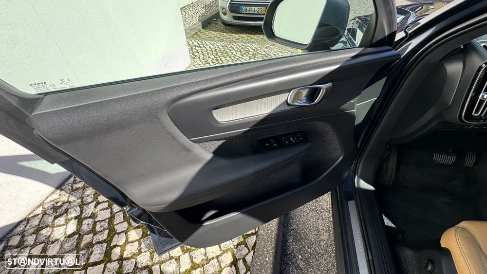 Volvo XC 40 1.5 T4 PHEV Inscription - 14