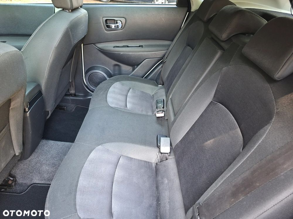 Nissan Qashqai - 24