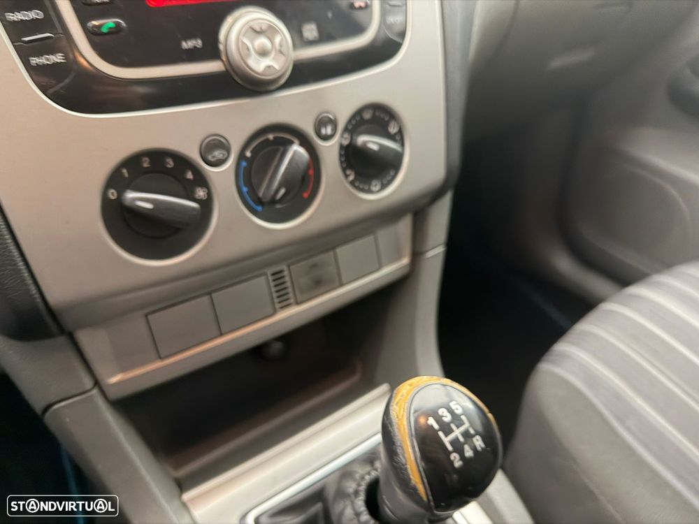 Ford Focus SW - 10