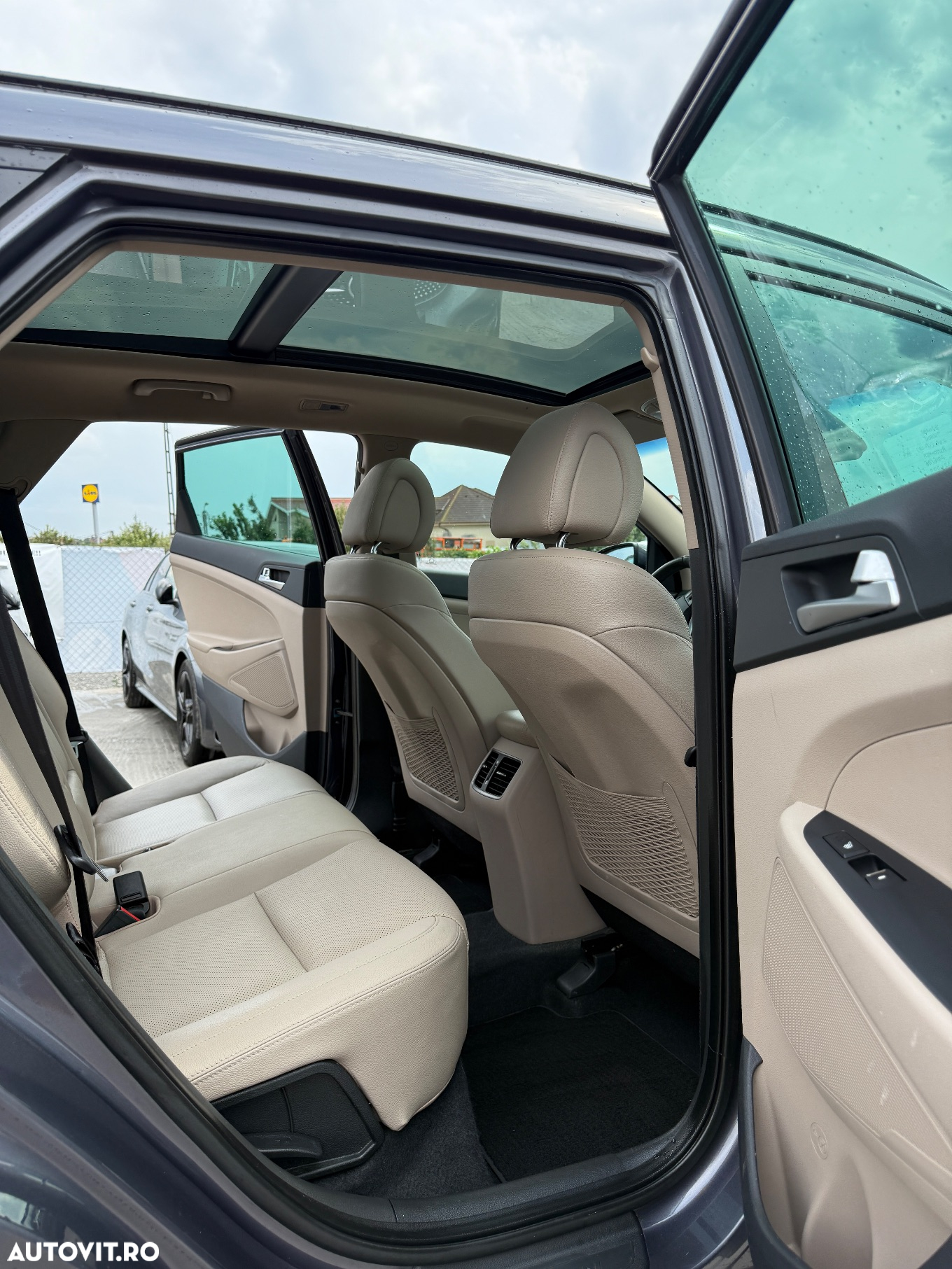 Hyundai Tucson blue 2.0 CRDi 4WD Aut. Premium - 9