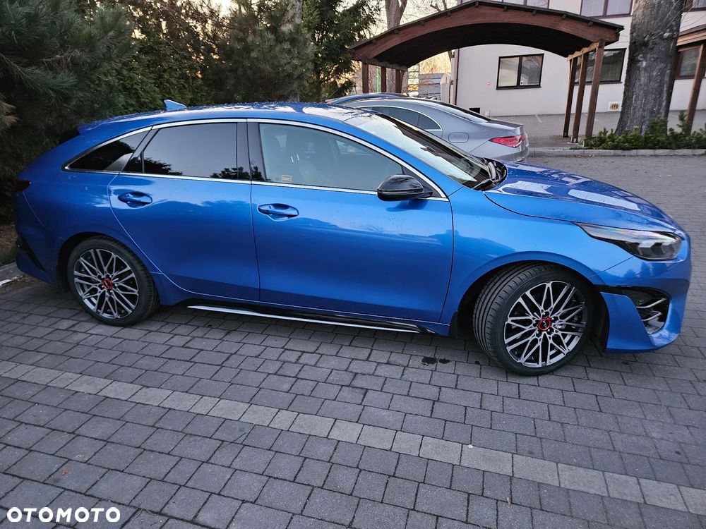 Kia ProCeed - 11