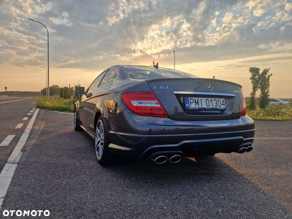 Mercedes-Benz Klasa C 63 AMG AMG SPEEDSHIFT MCT - 12