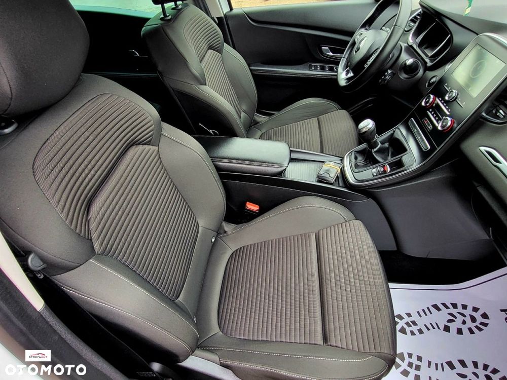 Renault Scenic - 21