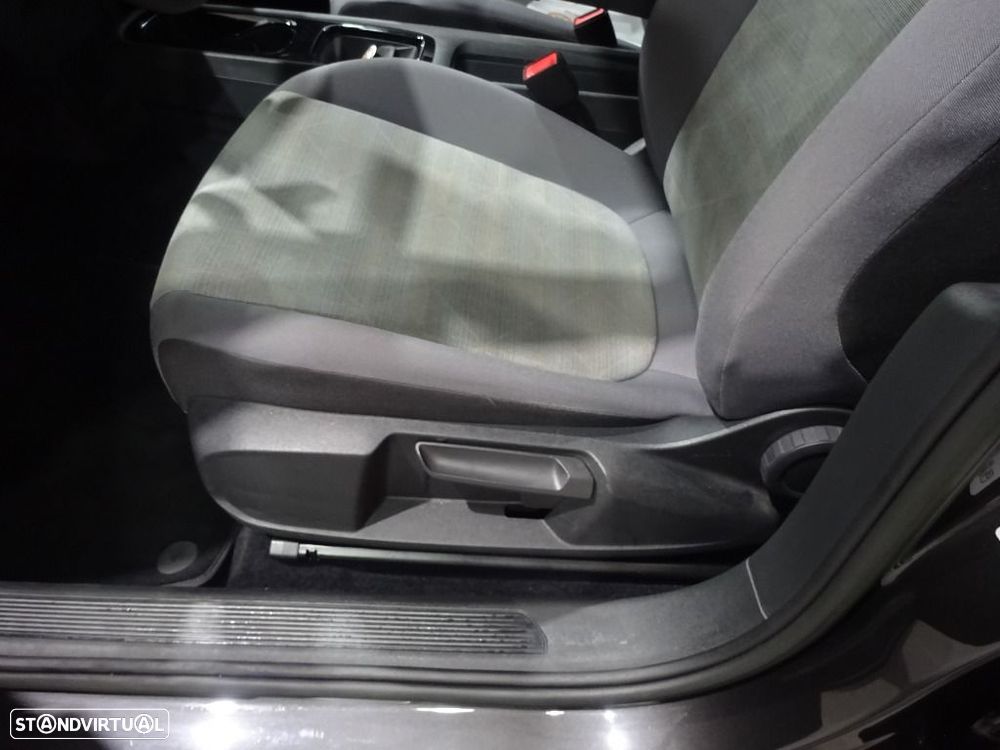 VW ID.3 Pro Performance - 11