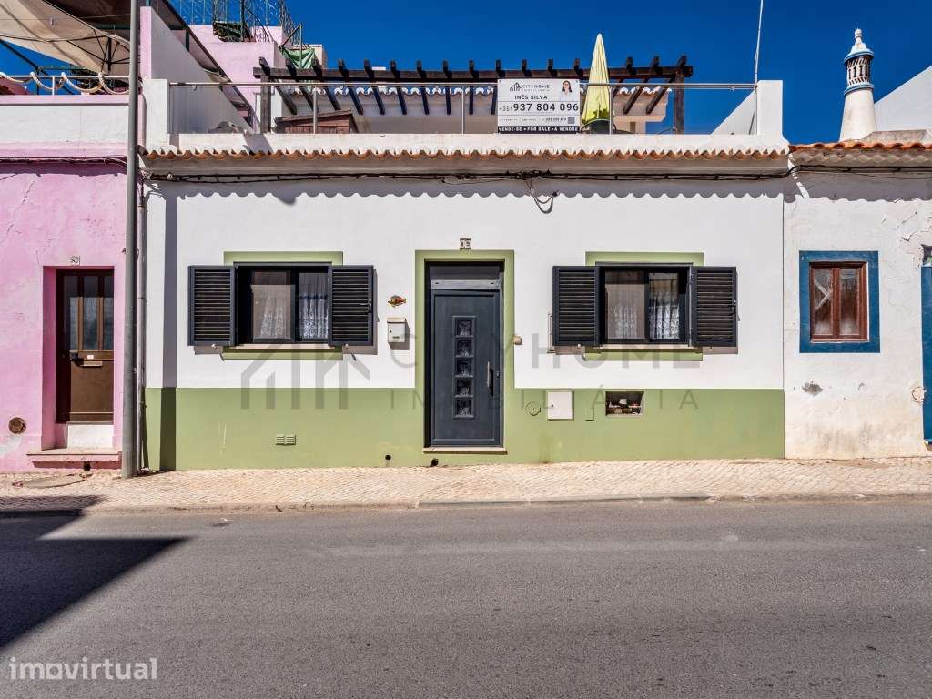 Moradia T2+1 com Piscina em Carvoeiro - Grande imagem: 2/35