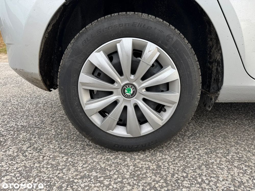Skoda Fabia 1.0 MPI Active - 21