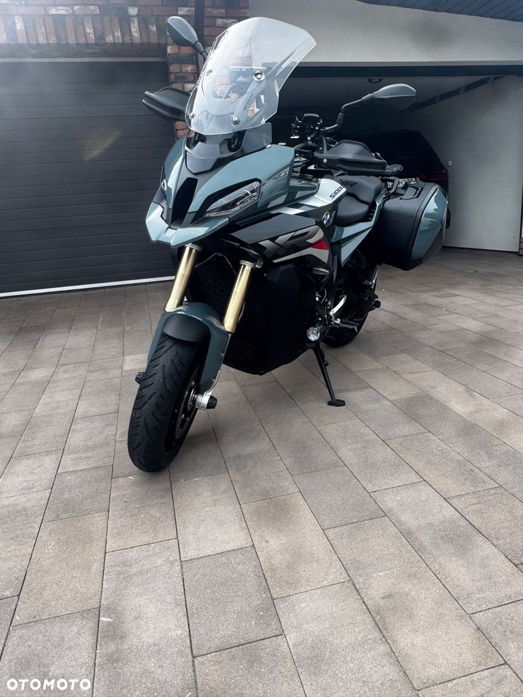 BMW XR - 4