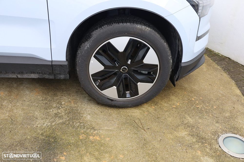 Volvo EX30 51 kWh Single Motor Plus - 7