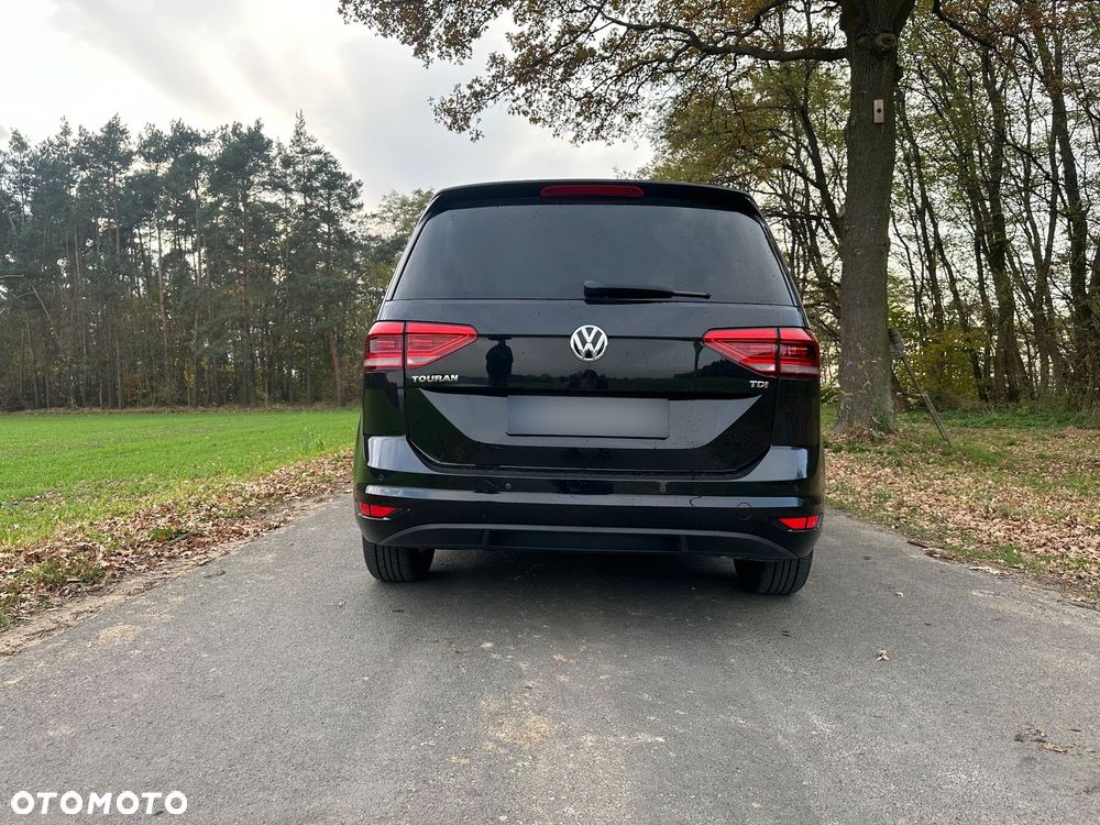 Volkswagen Touran 1.6 TDI BMT Comfortline - 15