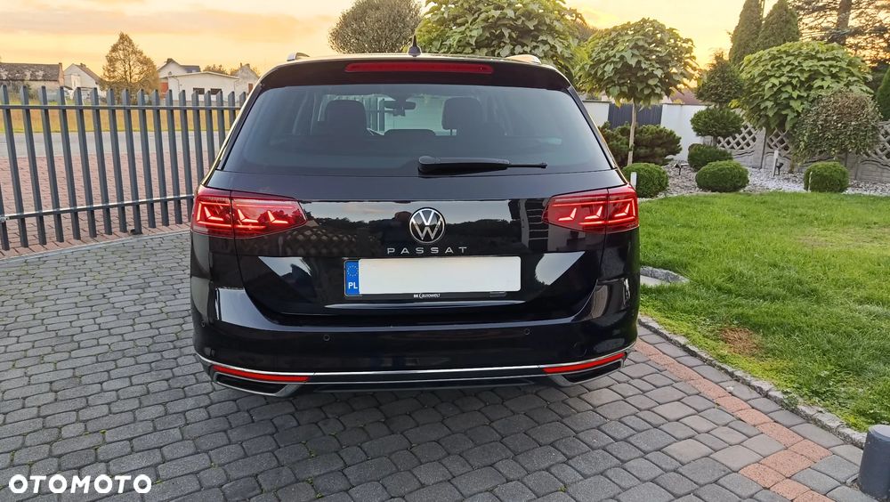 Volkswagen Passat - 13