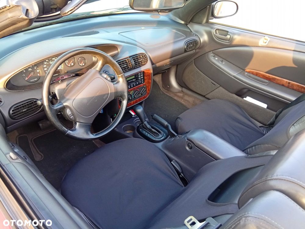 Chrysler Stratus - 6